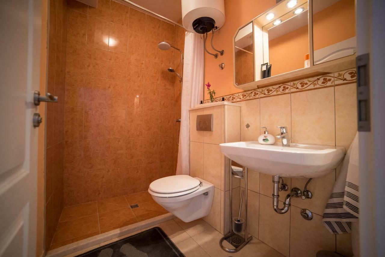 De Luxe Apartment Mediteran 2**** Zaton  Eksteriør billede