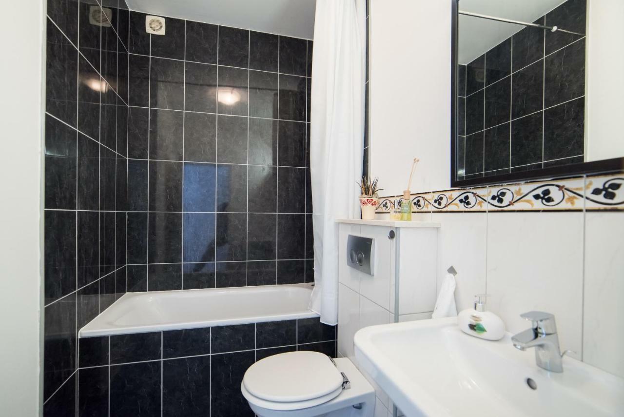 De Luxe Apartment Mediteran 2**** Zaton  Eksteriør billede